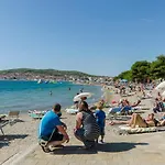 Apartment And Rooms Artina Vodice