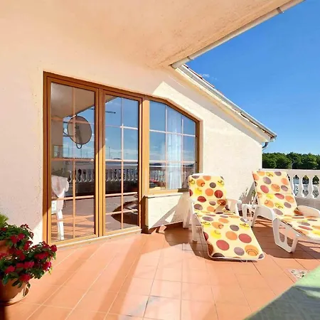 Apartment And Rooms Artina * Vodice