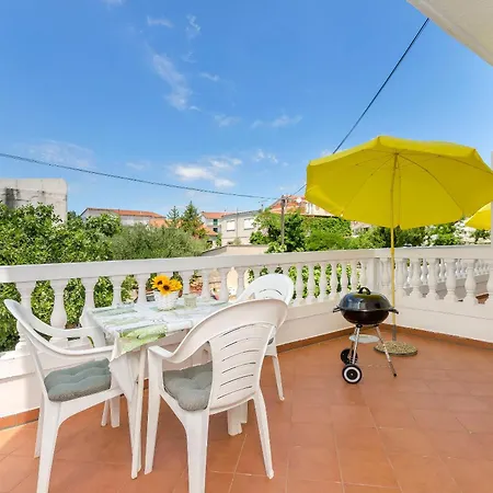 And Artina Appartamento Vodice