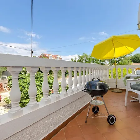 And Artina Appartamento