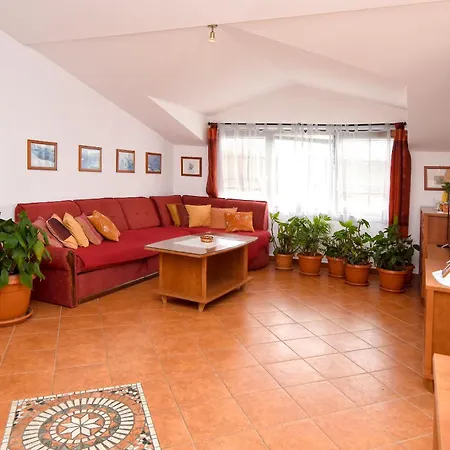 Apartment And Rooms Artina * Vodice