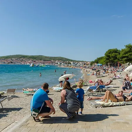 Apartment And Rooms Artina Vodice