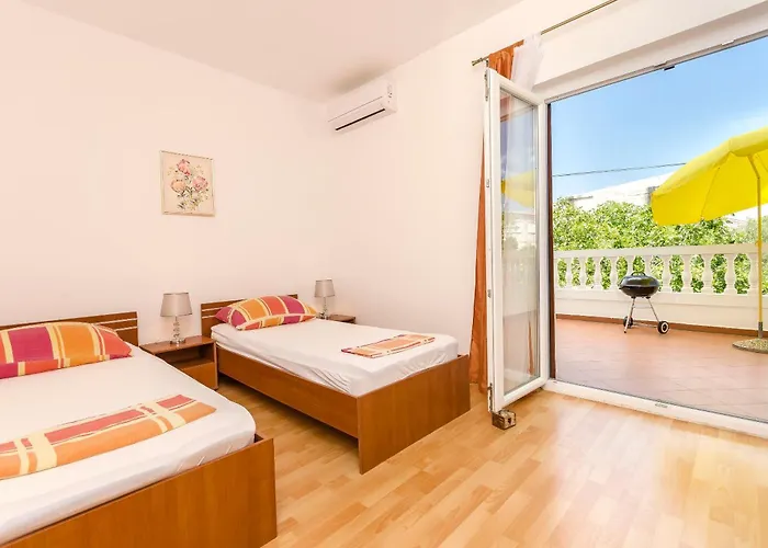 And Artina Apartament *