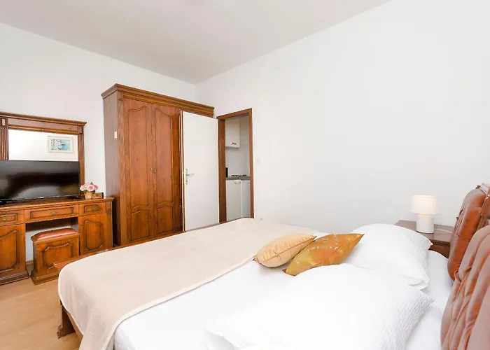 And Artina Apartament *