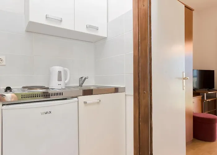 And Artina דירה *