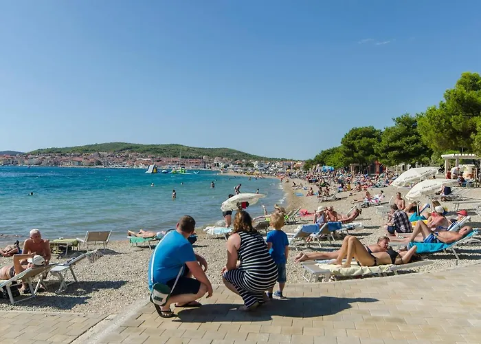 Apartment And Rooms Artina Vodice